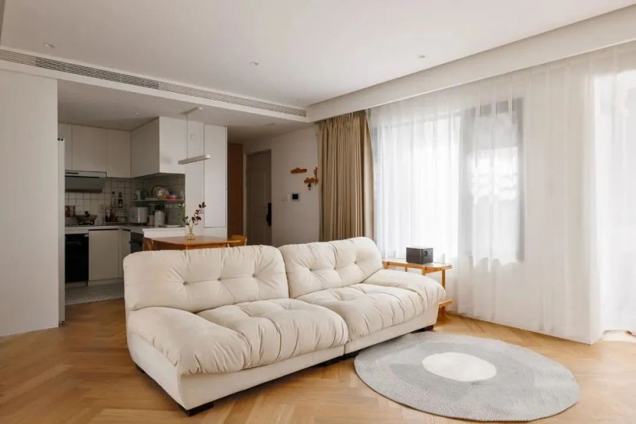 西安峰光鸣铸装饰：81㎡轻日式四居，横厅设计提升空间通透性，这是“二胎家庭”的生活态度！